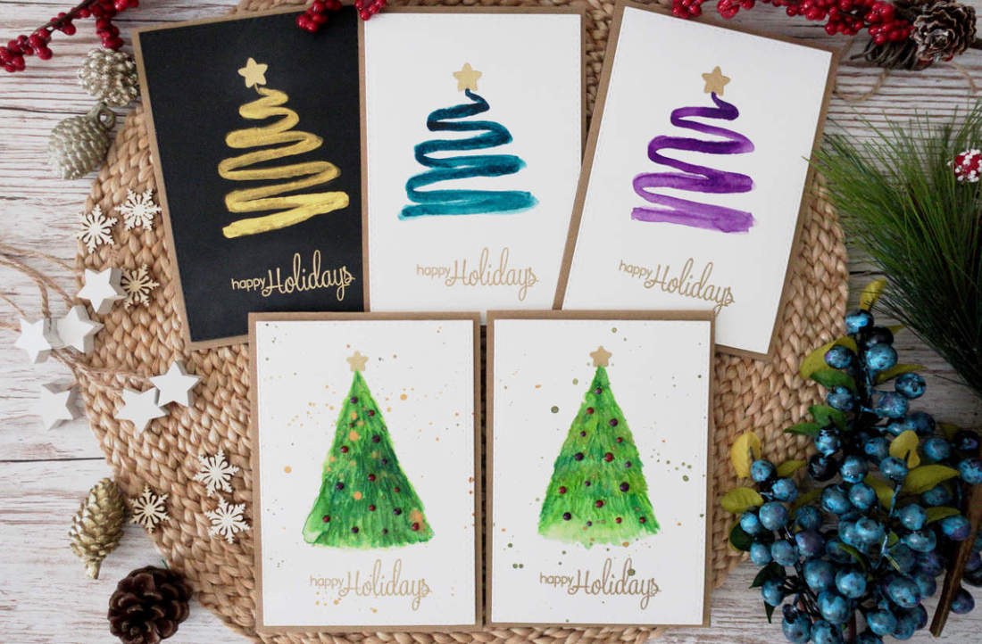 Handmade & hand painted Christmas card, with watercoloured Christmas tree. Last minute DIY Christmas card that is quick and easy to make. Watercolouring with the Gansai Tambi watercolours from Kuretake. #cherrybeecards